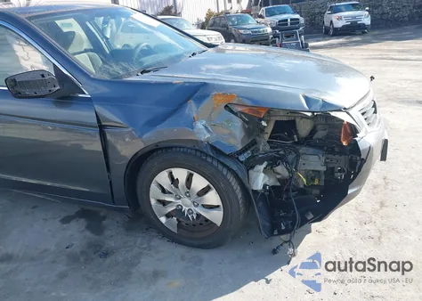 2010 Honda Accord 2.4 Lx z USA, uszkodzony, nr VIN 1HGCP2F35AA048189